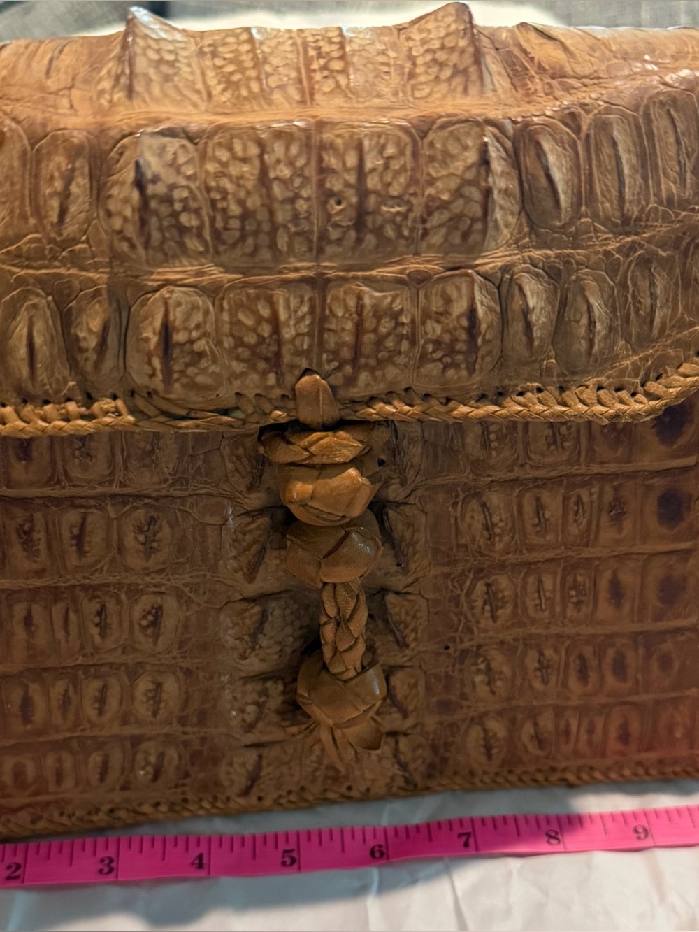 Artisan Tan Crocodile Pattern Crossbody Bag - Picture 5 of 8